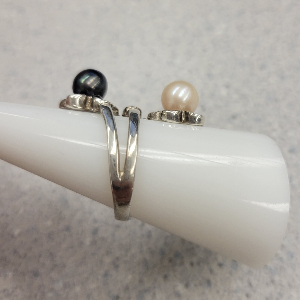 Pearl ring - Picture 2 of 2